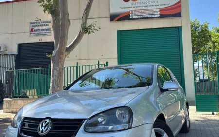 VOLKSWAGEN GOLF V 1.9 TDI GT Sport