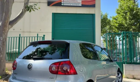 VOLKSWAGEN GOLF V 1.9 TDI GT Sport