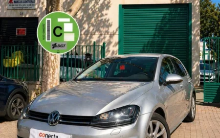 VOLKSWAGEN GOLF VII