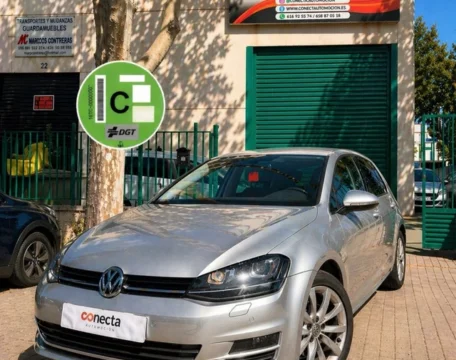 VOLKSWAGEN GOLF VII