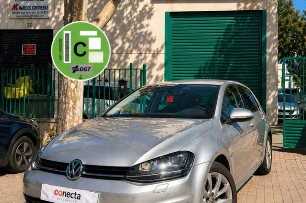 VOLKSWAGEN GOLF VII