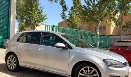 VOLKSWAGEN GOLF VII
