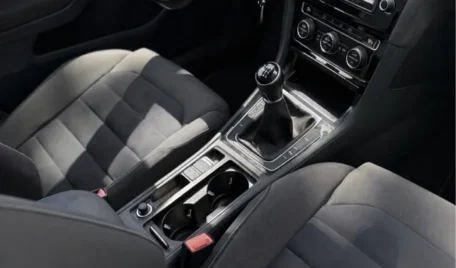 VOLKSWAGEN GOLF VII