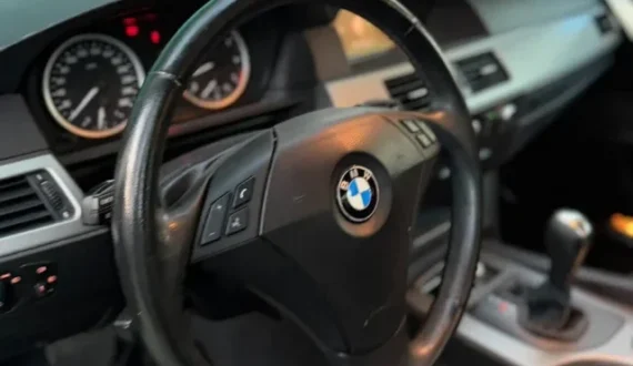 BMW Serie 5 523i