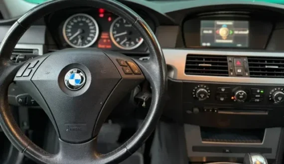 BMW Serie 5 523i